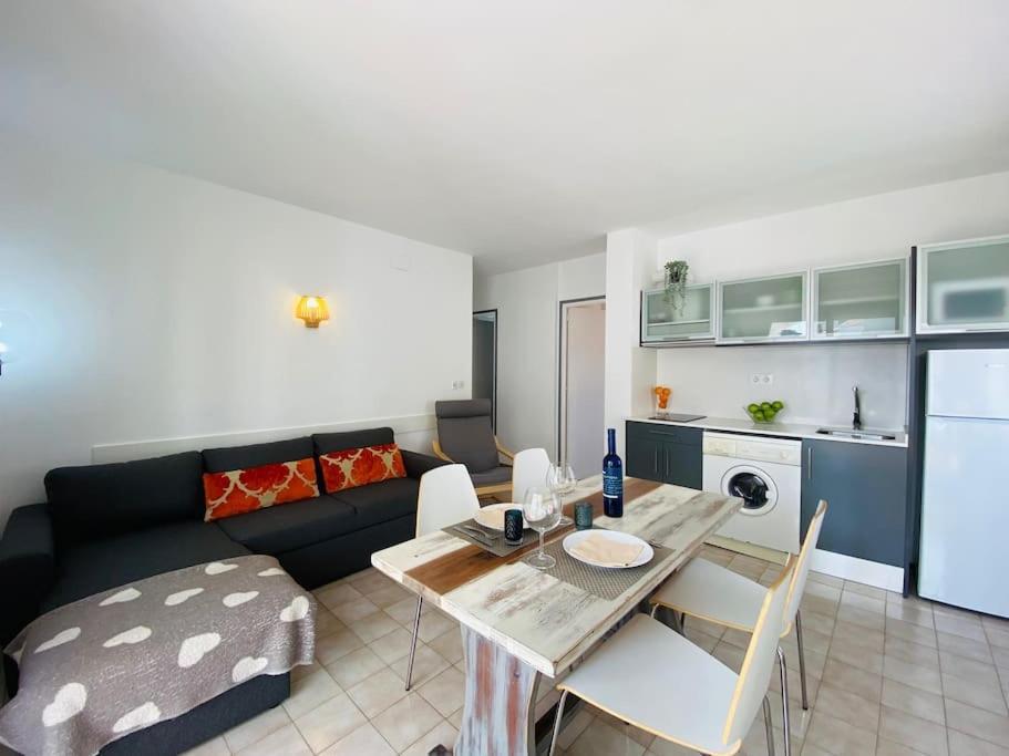 Apartamentos Aquarium 罗萨斯 外观 照片